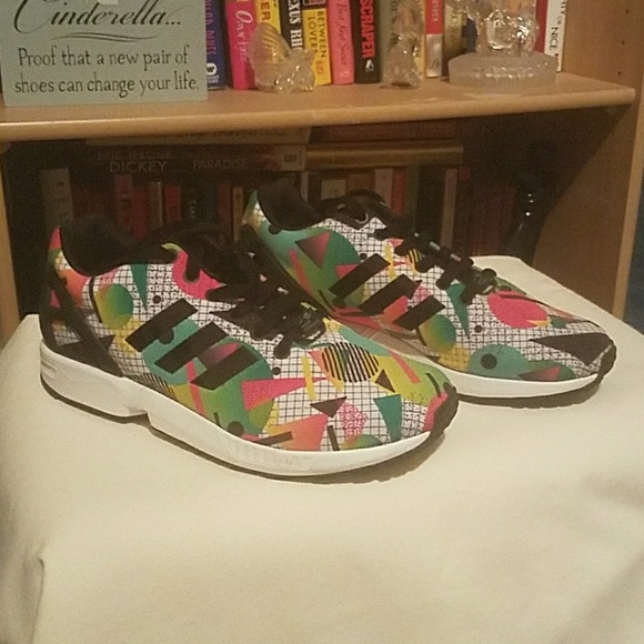 multi colored tennis shoes womens